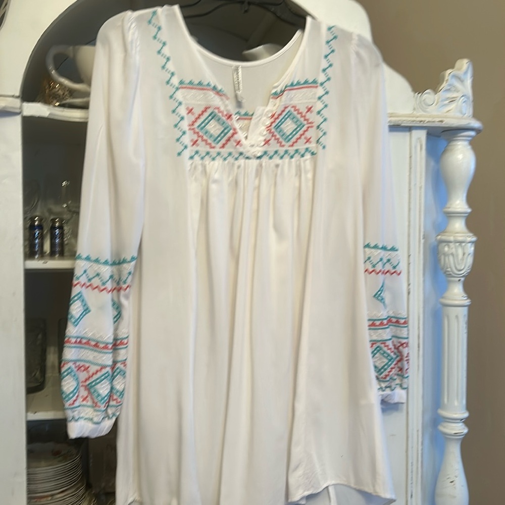 #107 Monoreno embroidered dress
